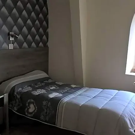 Hotel Annapolis 2*
